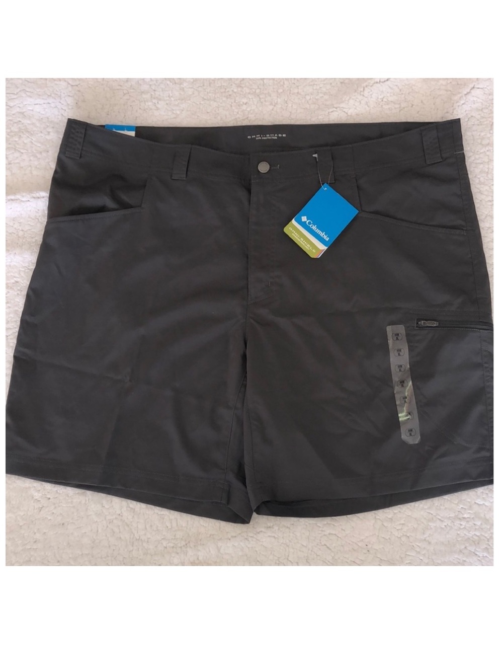 Columbia shorts NWT Omni-Shield sun protection gray men’s 44 water repellent new